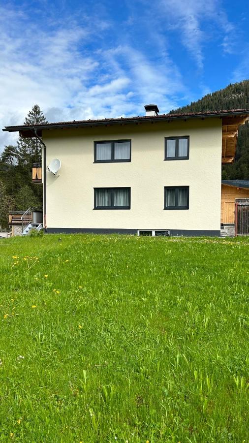 Ferienwohnungen Lodge-B Weissenbach am Lech Luaran gambar